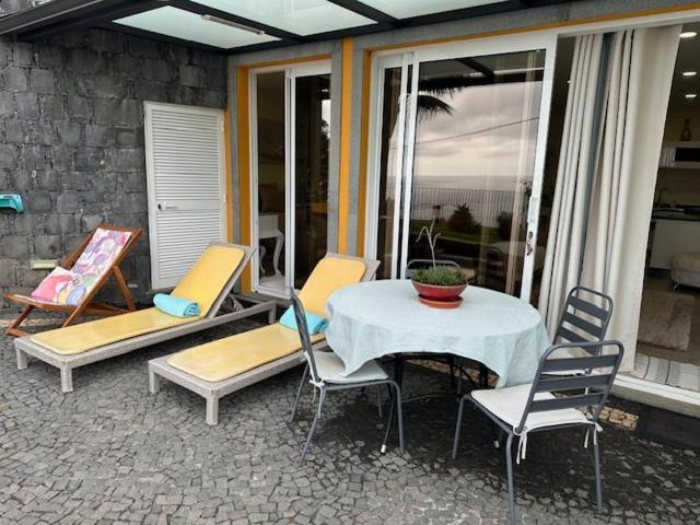 Zeza'S Garden Villa Calheta  Buitenkant foto