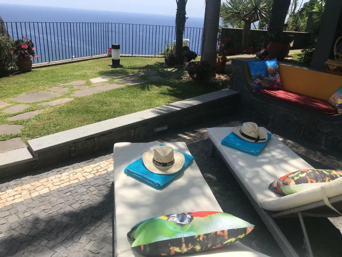 Zeza'S Garden Villa Calheta  Buitenkant foto