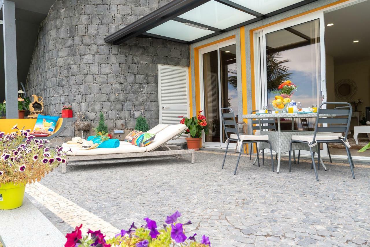Zeza'S Garden Villa Calheta  Buitenkant foto