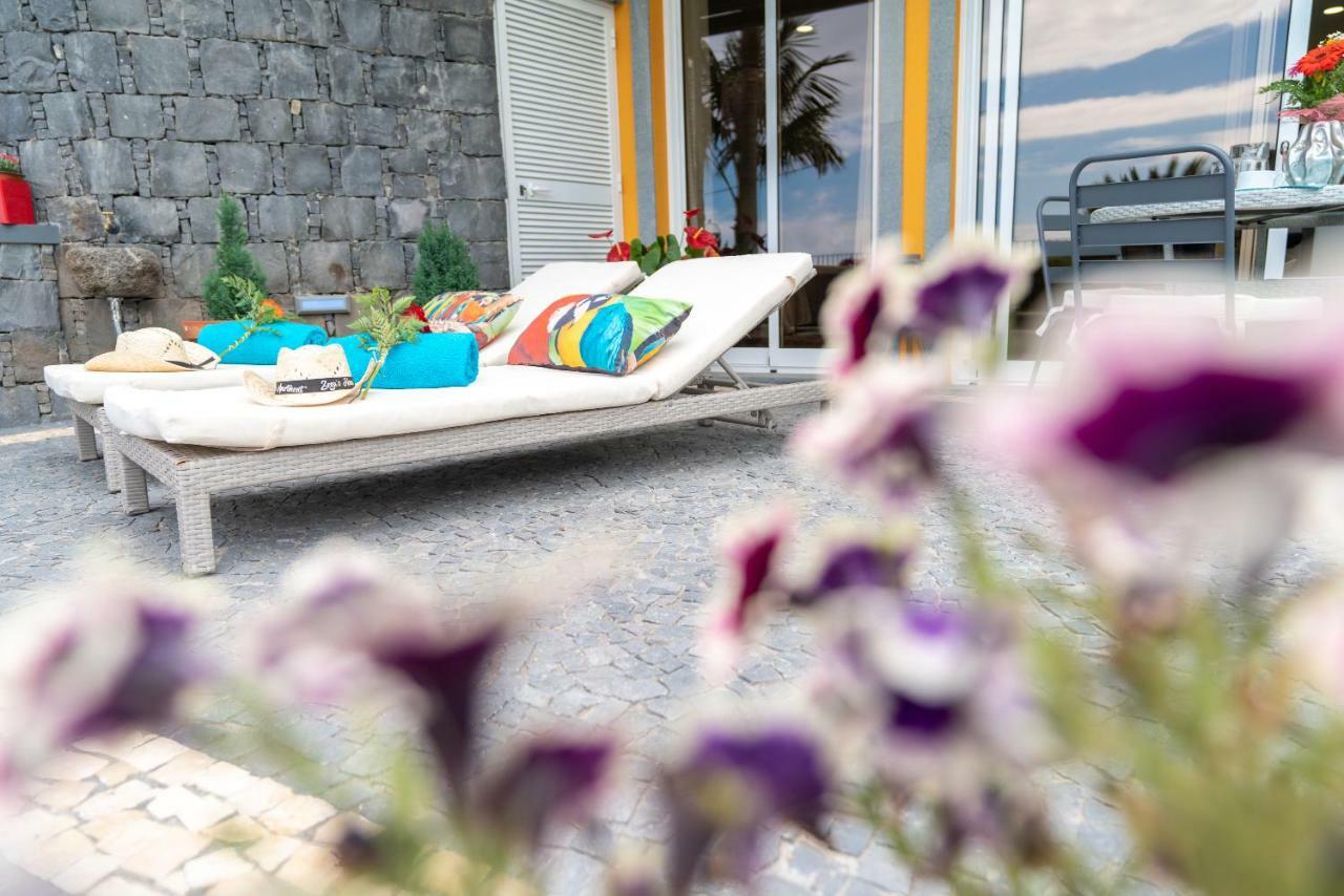Zeza'S Garden Villa Calheta  Buitenkant foto