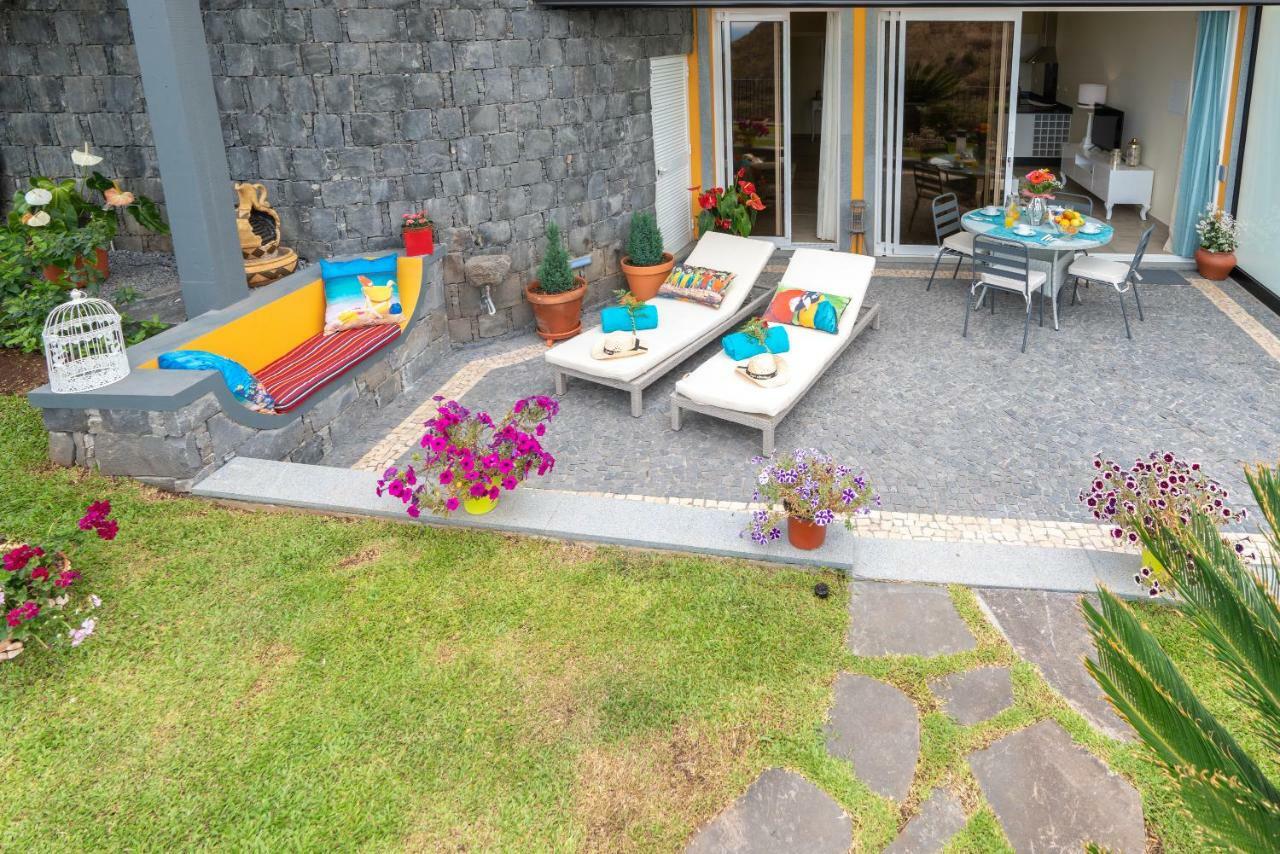 Zeza'S Garden Villa Calheta  Buitenkant foto